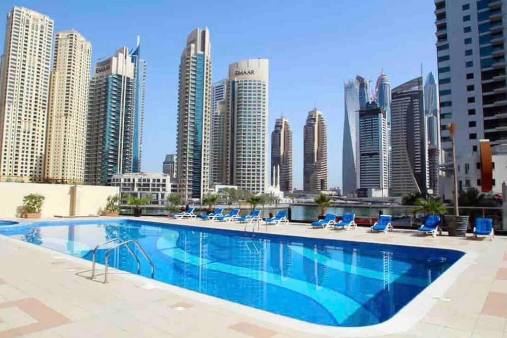 Full Sea View With Balcony - Studio Apartment - 10 Min To Jbr - Дубай Экстерьер фото